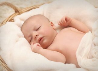 Things to avoid when sleep training your baby