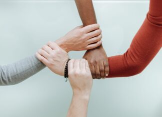 Ways to develop leadership skills in your kids